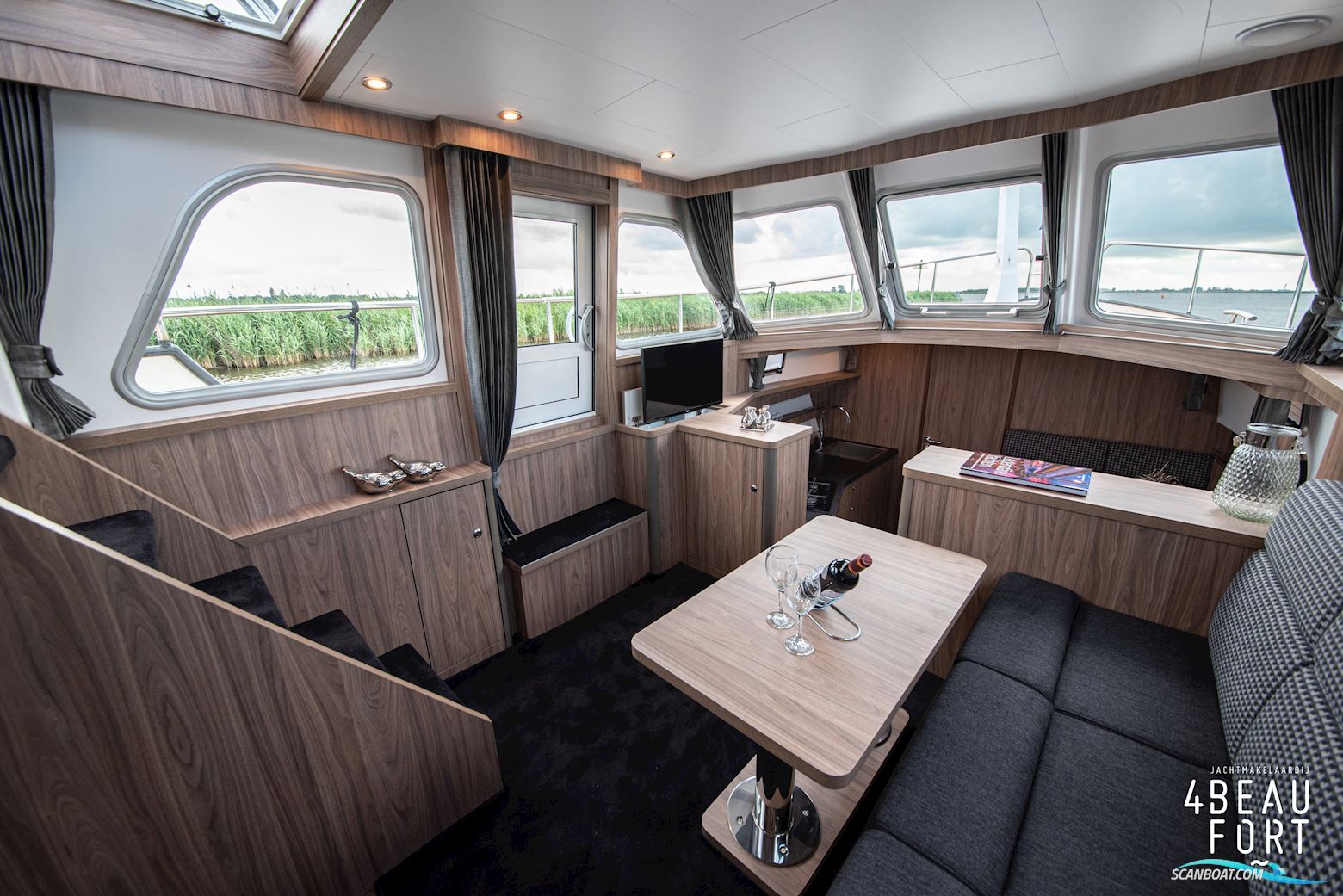 Aquanaut Drifter 350 AC