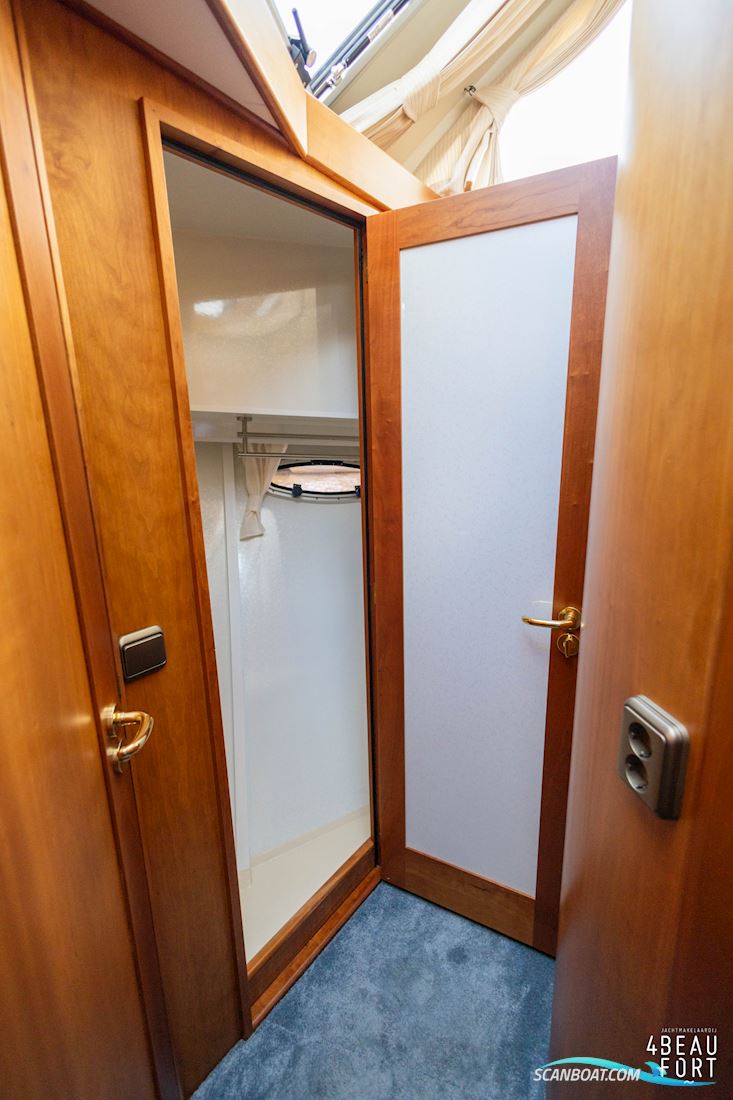 Aquanaut European Voyager 1300 II Admiraal Uitvoering