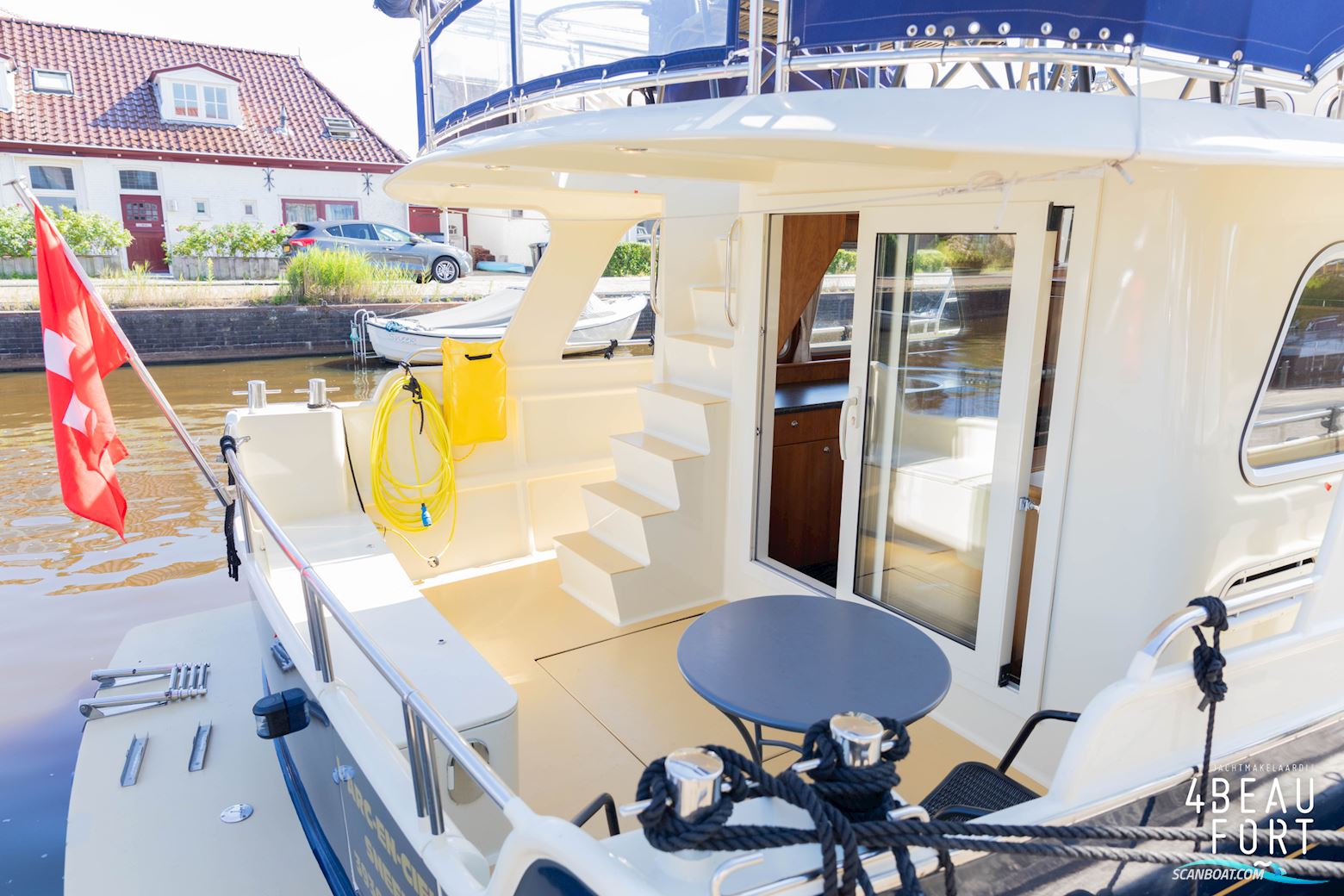 Aquanaut European Voyager 1300