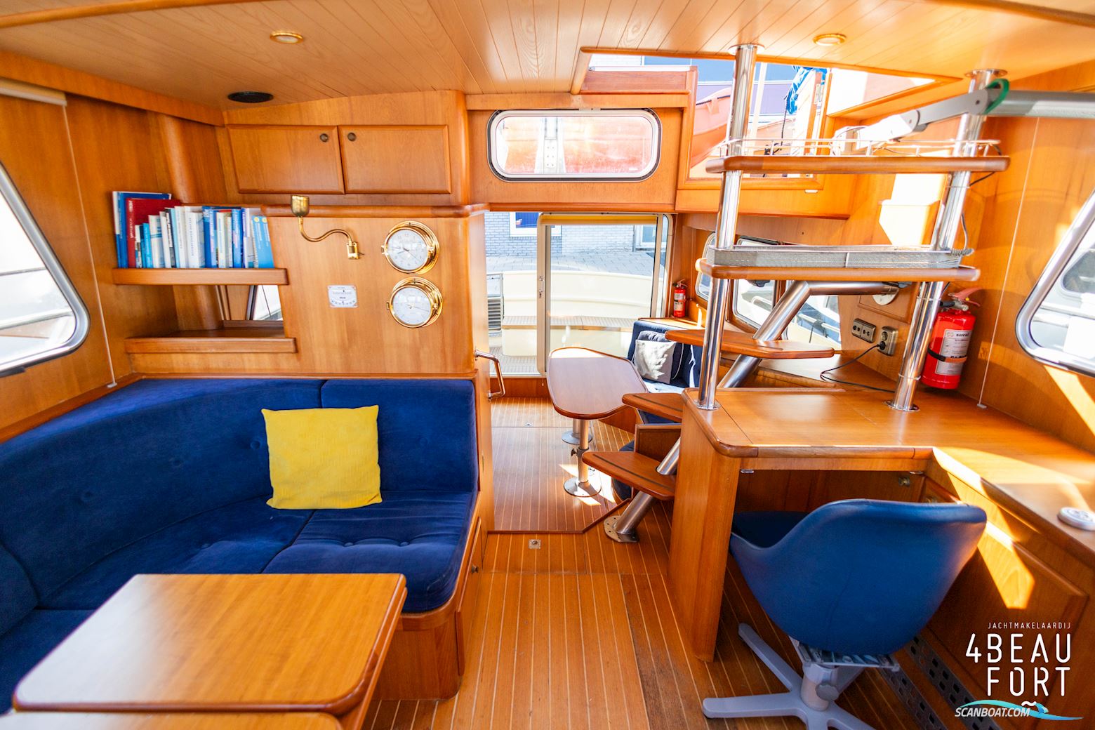 Aquanaut European Voyager 1300