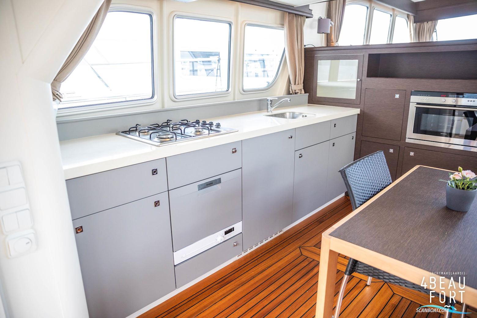 Aquanaut European Voyager 1500 II