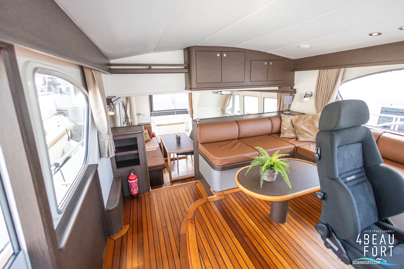 Aquanaut European Voyager 1500 II