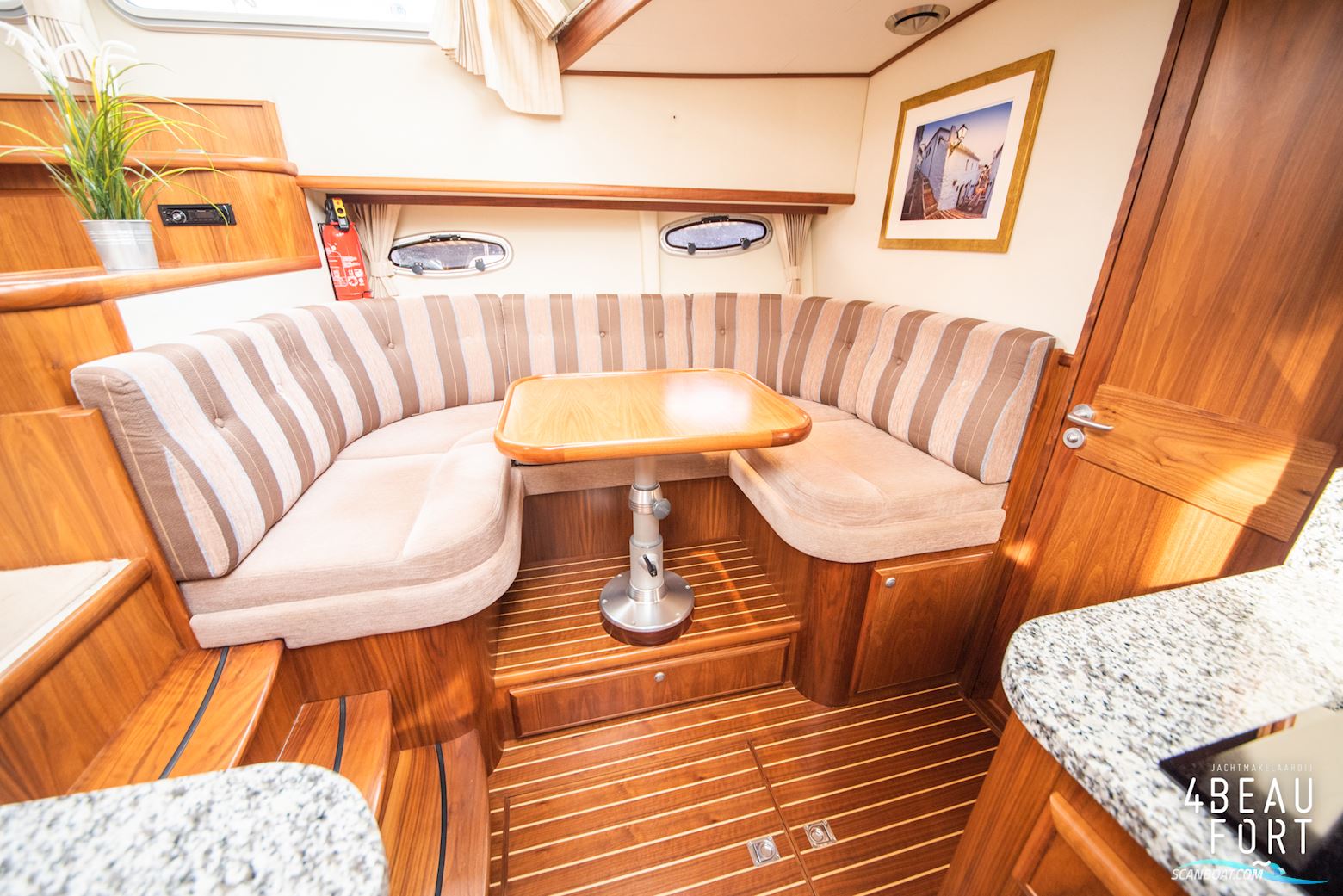 Aquanaut Privilege 1250 AK