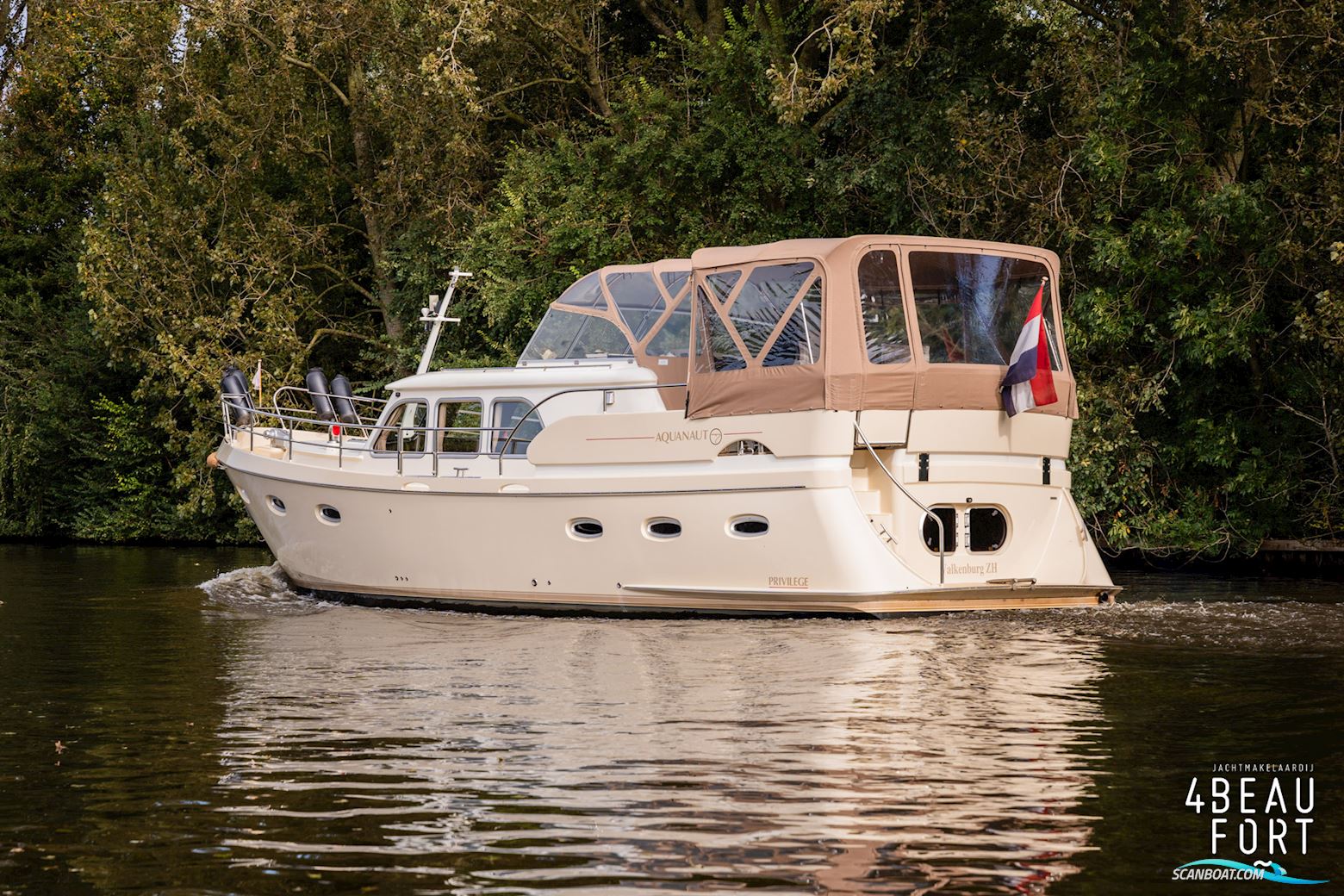 Aquanaut Privilege 1350