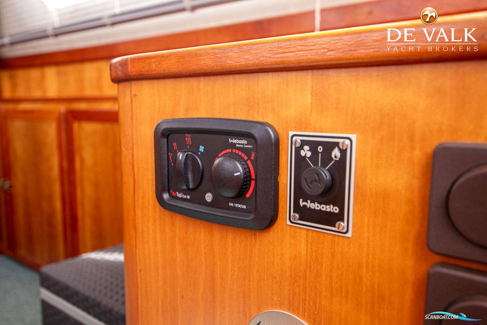 Aquanaut Unico 1000 AK