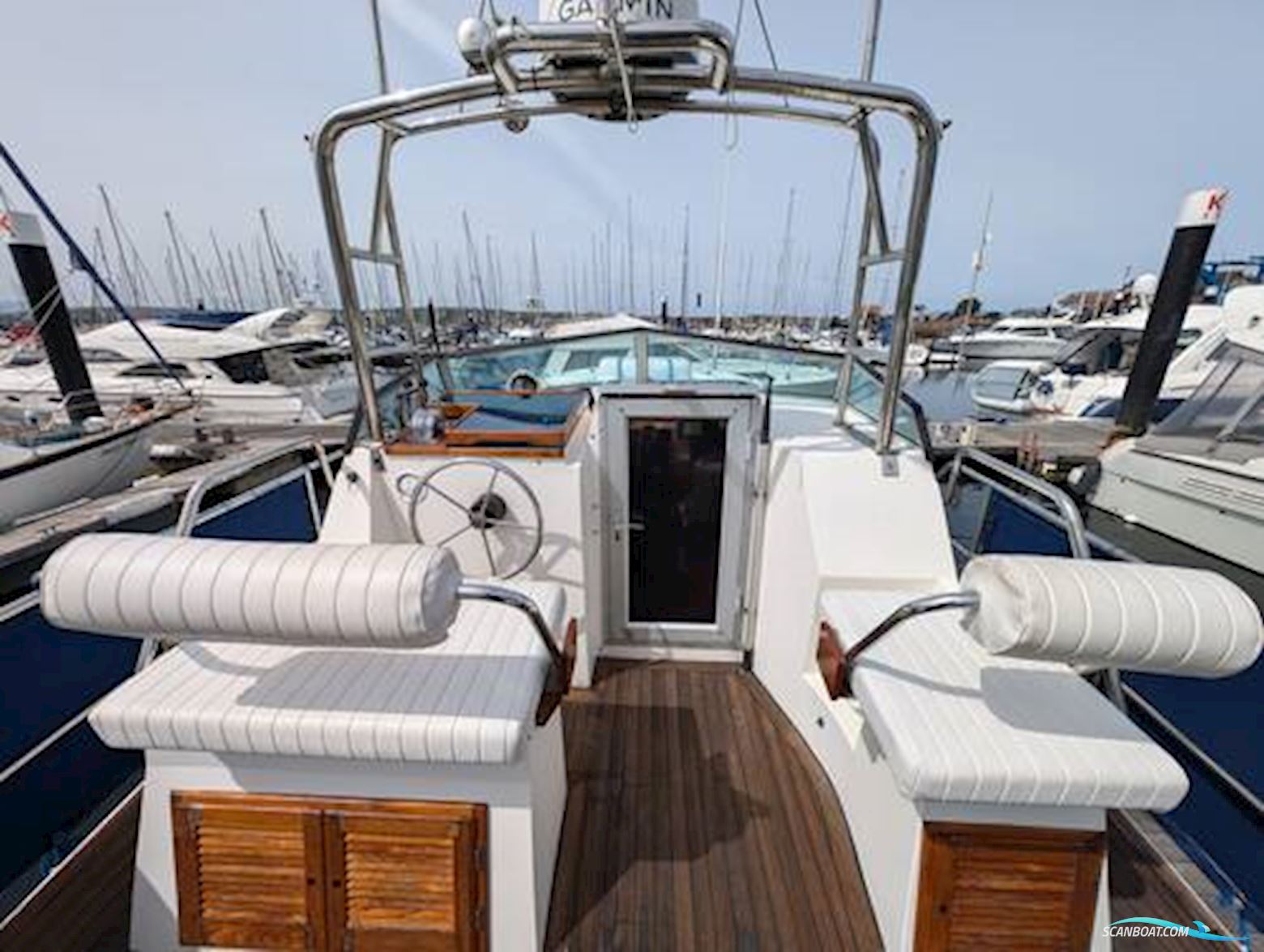 Aquastar 38 Aft Cabin