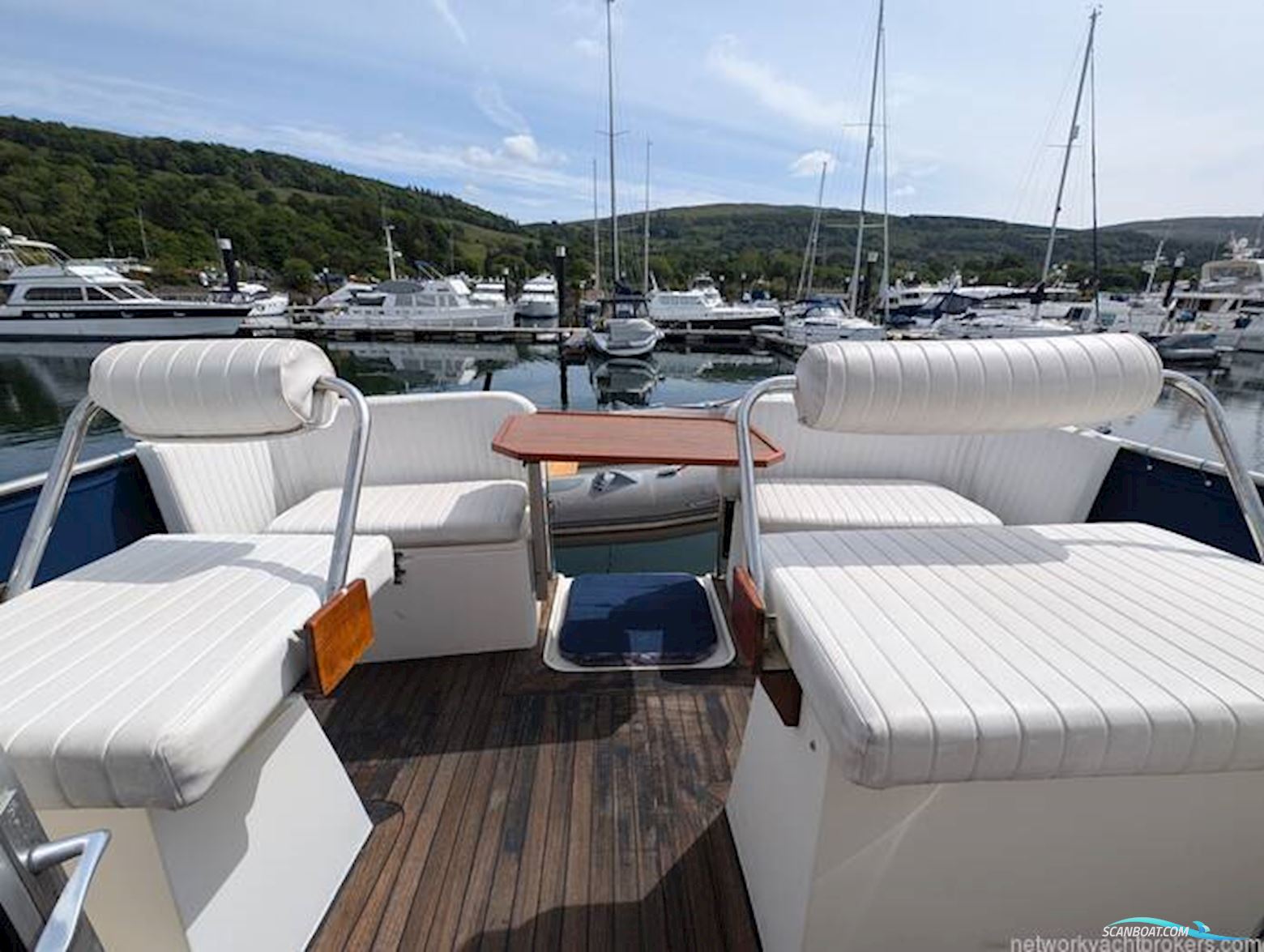 Aquastar 38 Aft Cabin