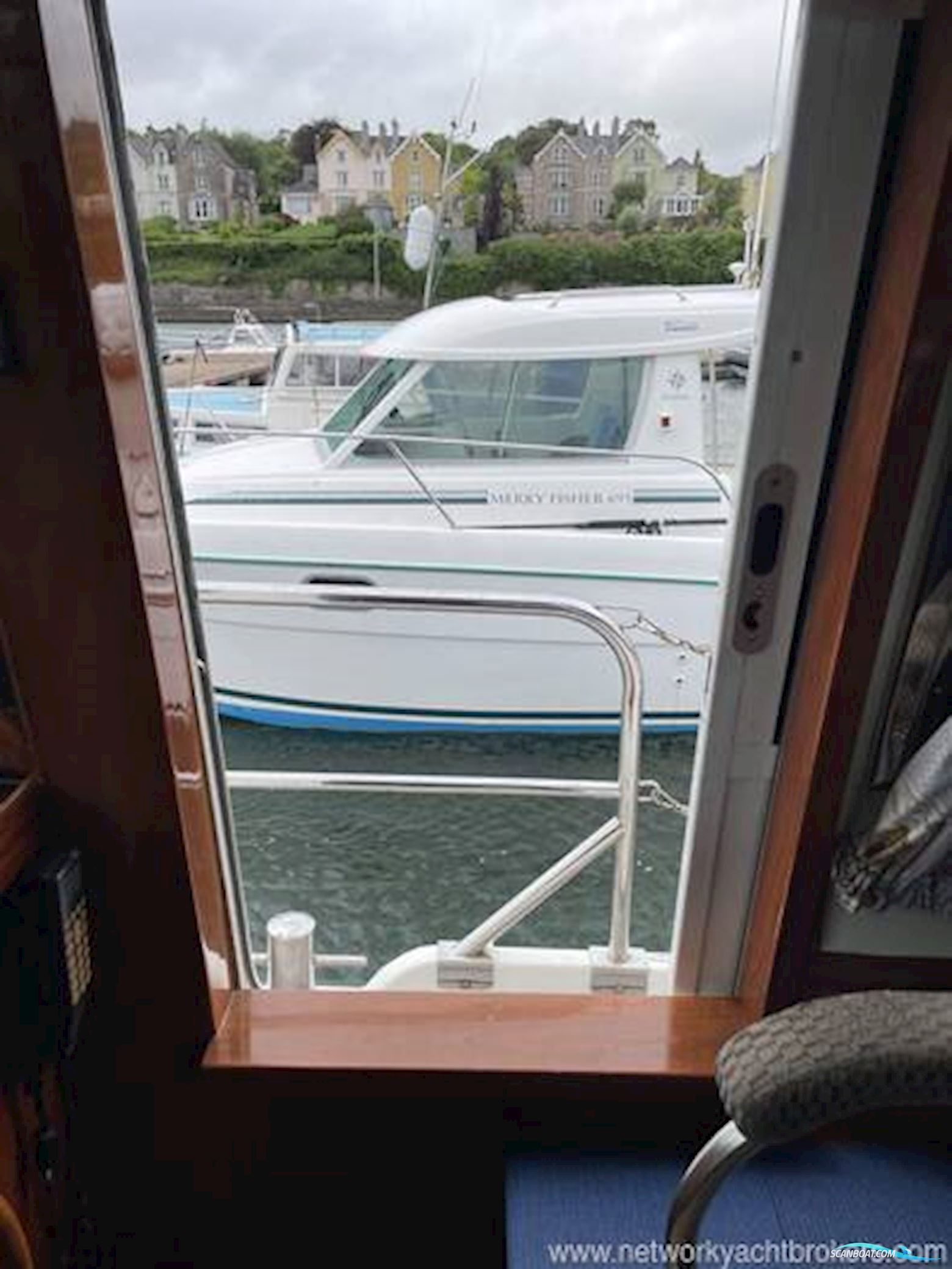 Aquastar 38 Aft Cabin