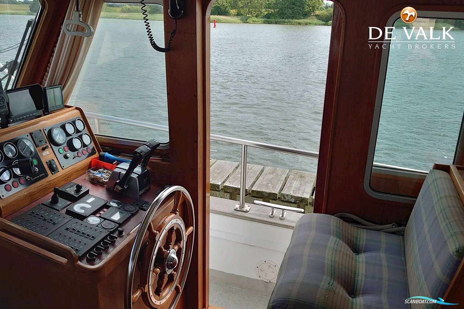 Aquastar 43 Fisherman