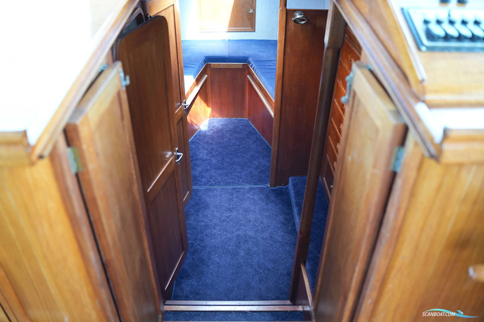 Aquastar Ocean Ranger 38