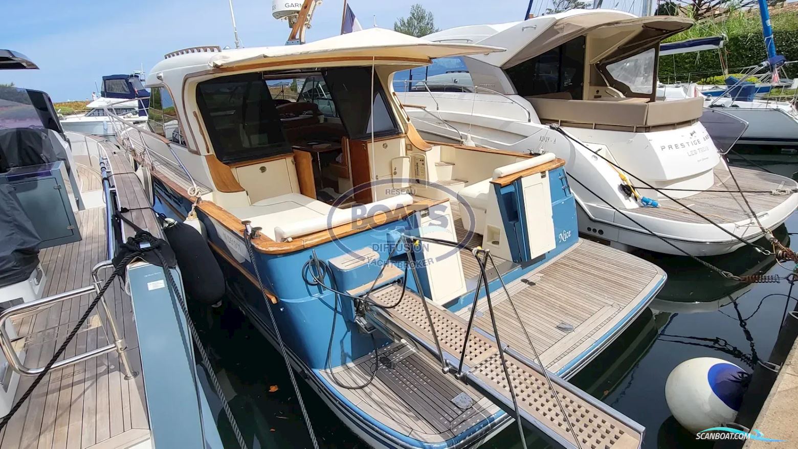 Arcoa MYSTIC 44
