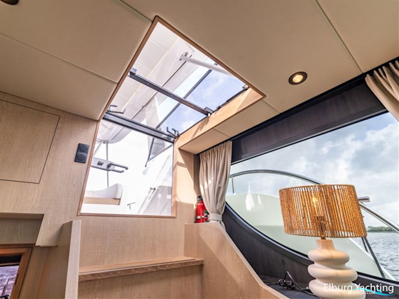 Argos 13.50 - Three Cabin - Sunroof