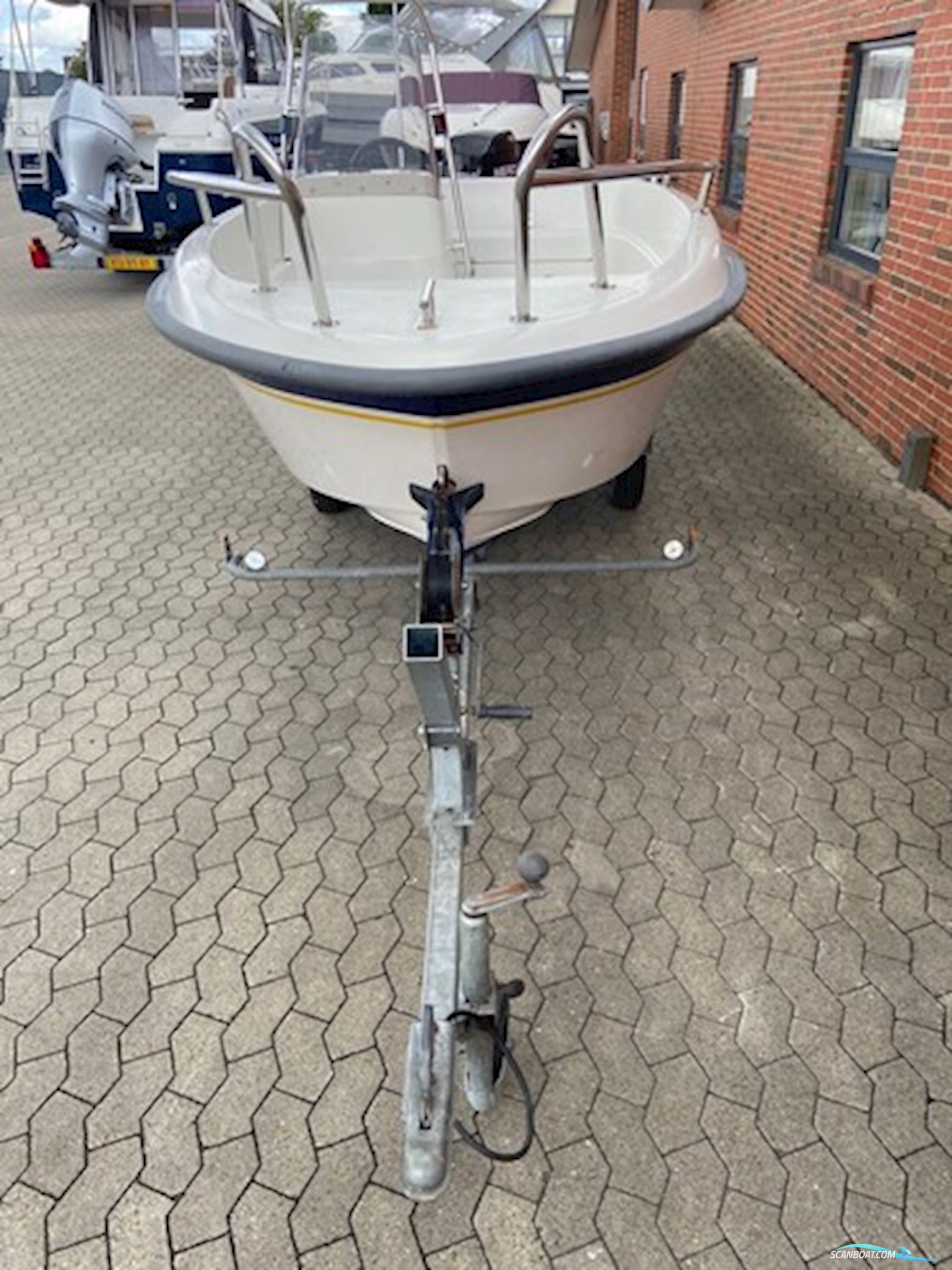 Askeladden 445 Hunter m/Mercury 40 hk 2-takt og Brenderup trailer