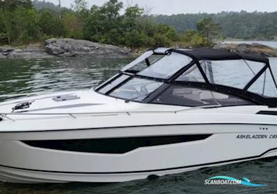 Askeladden C83 Cruiser Motorbåd 2018, med Suzuki motor, Sverige