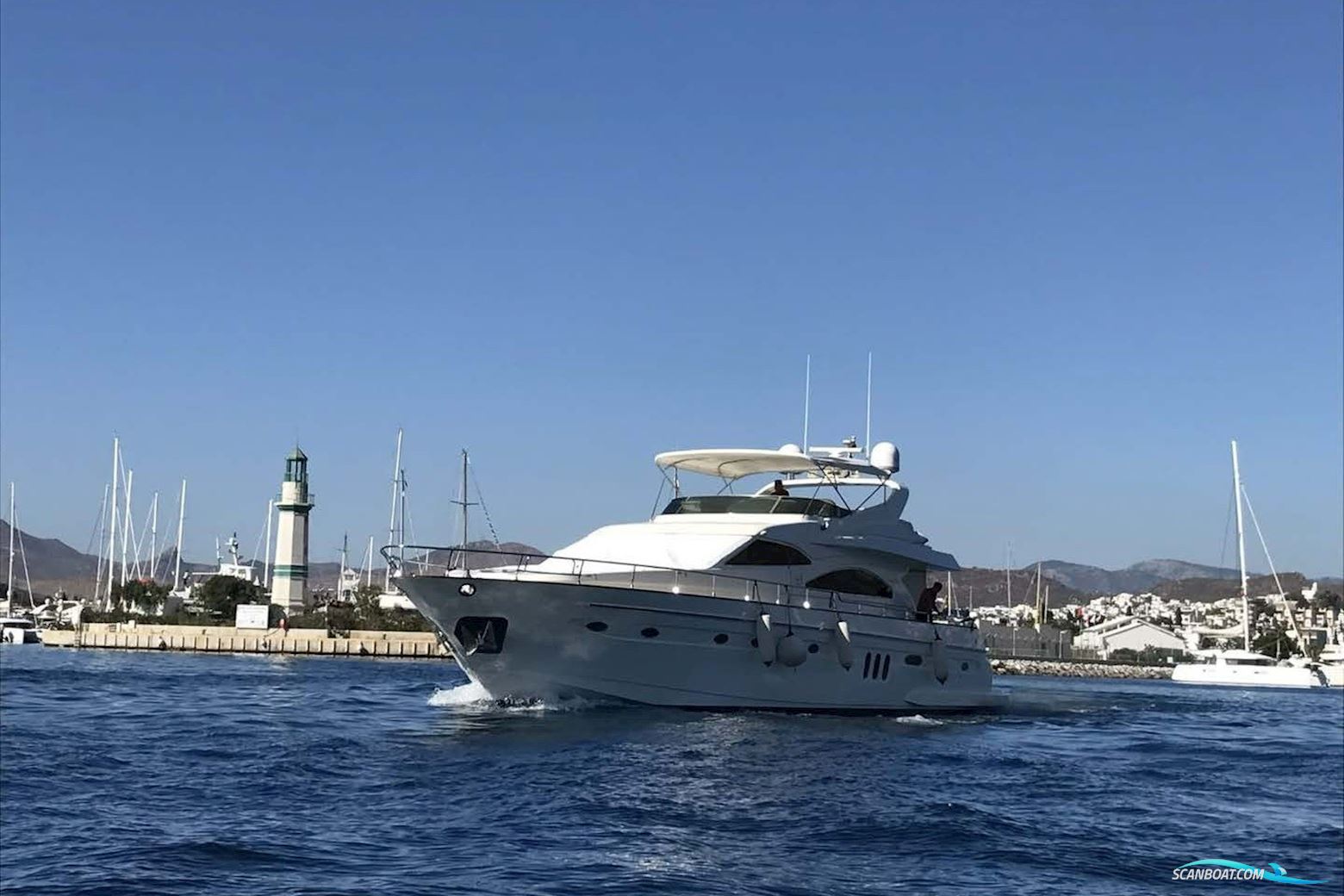 Astondoa 72 Glx