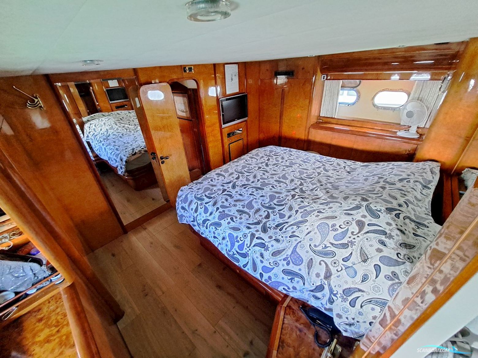 Astondoa 73 Glx
