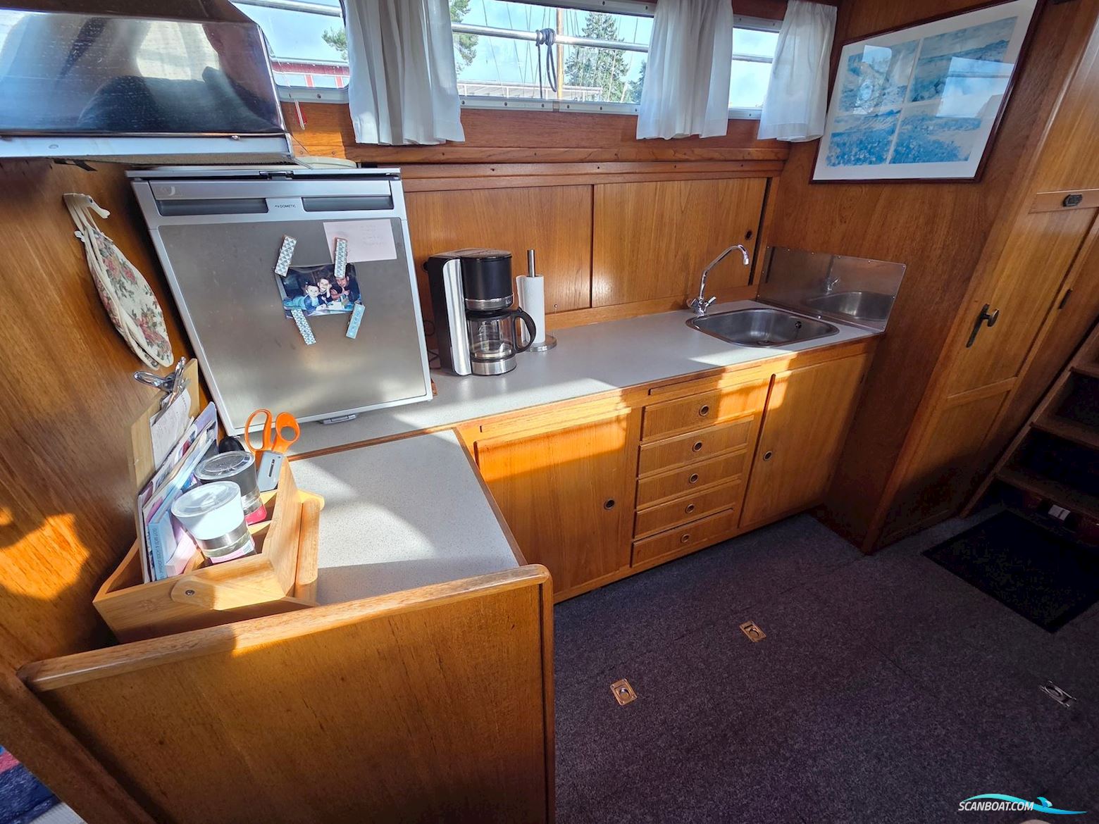 Atlantic 37