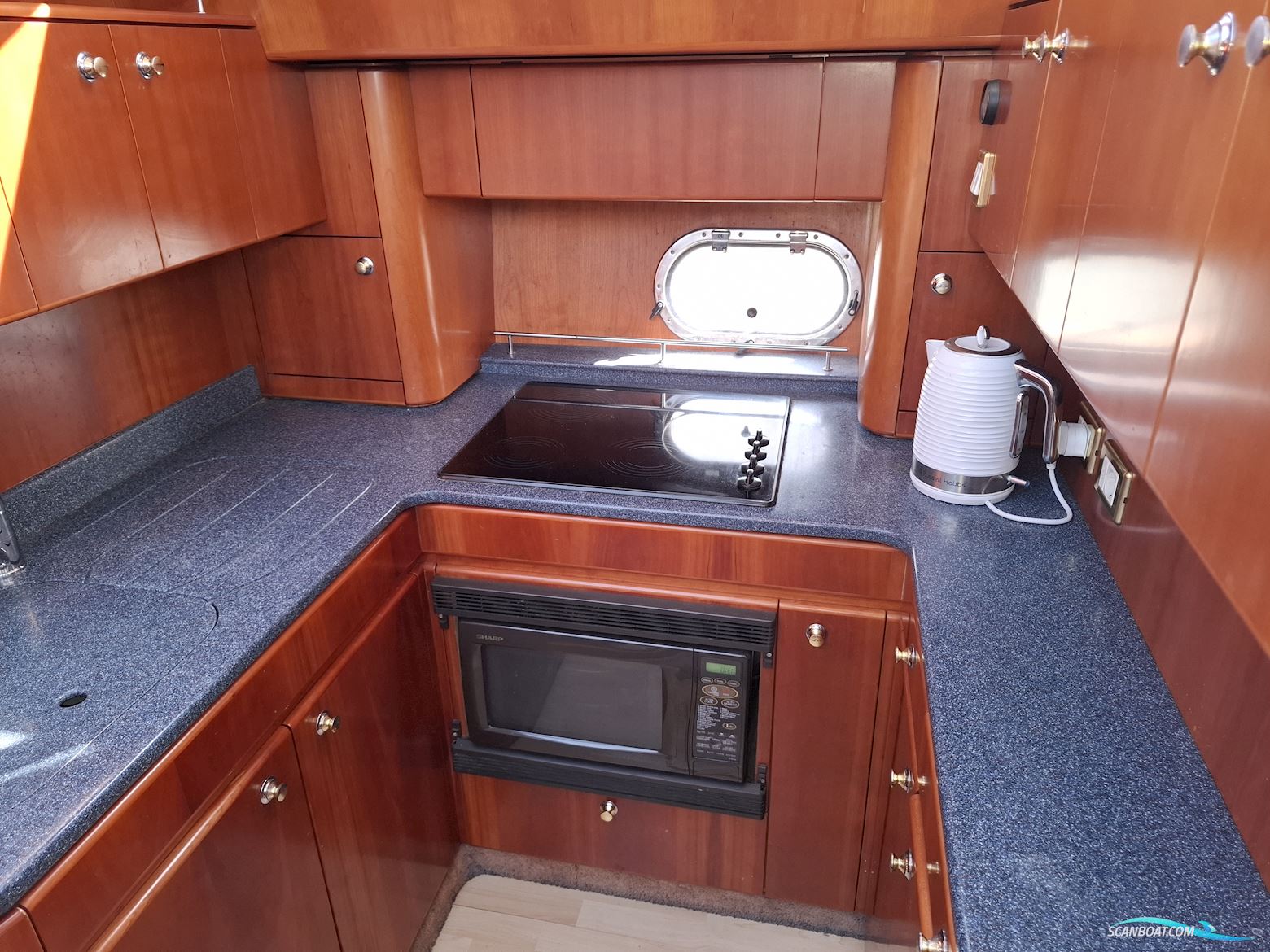 ATLANTIC 42