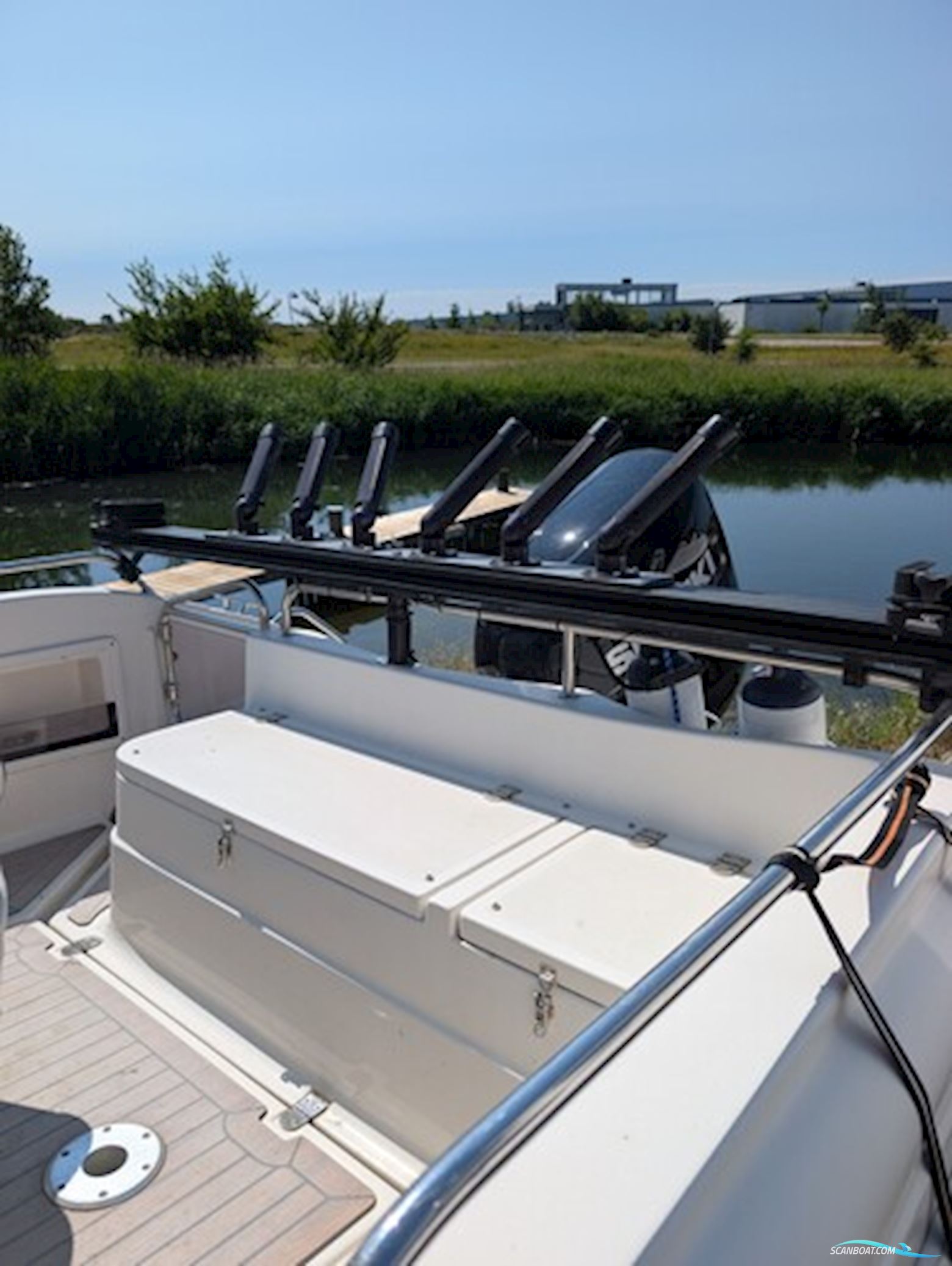Atlantic 570 Walk Around