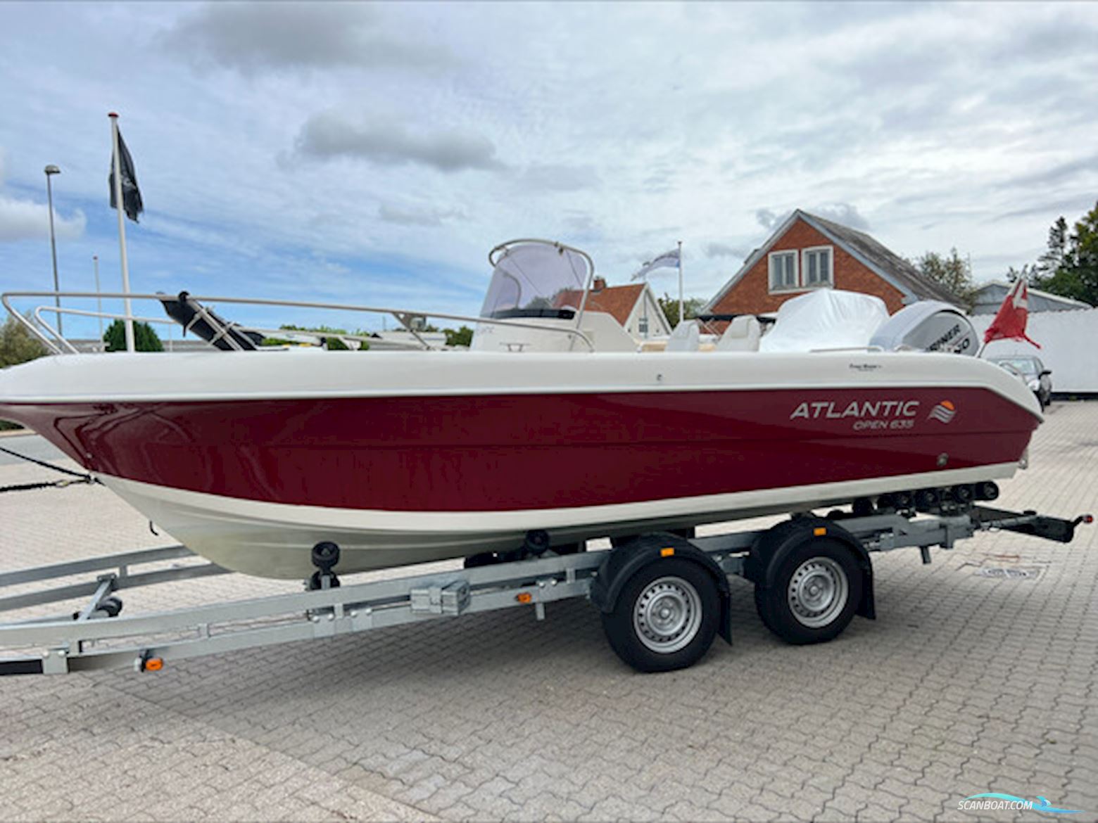 Atlantic 635 WA, Mariner F150 EFI