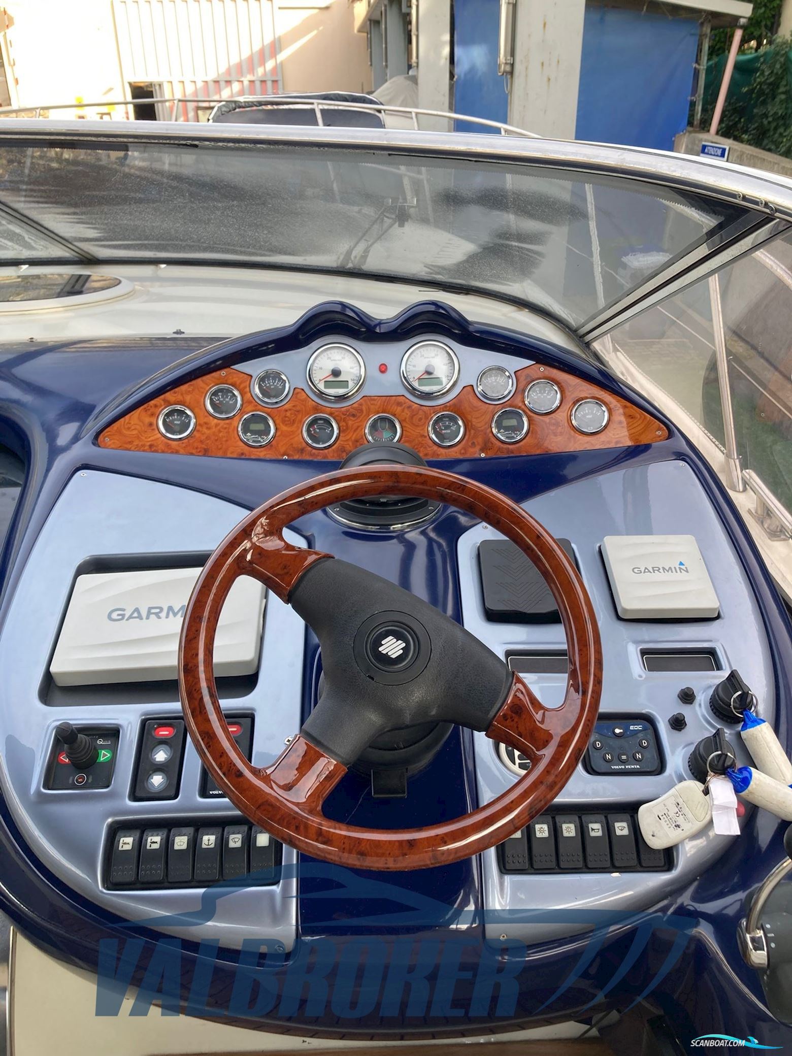 Atlantis 42