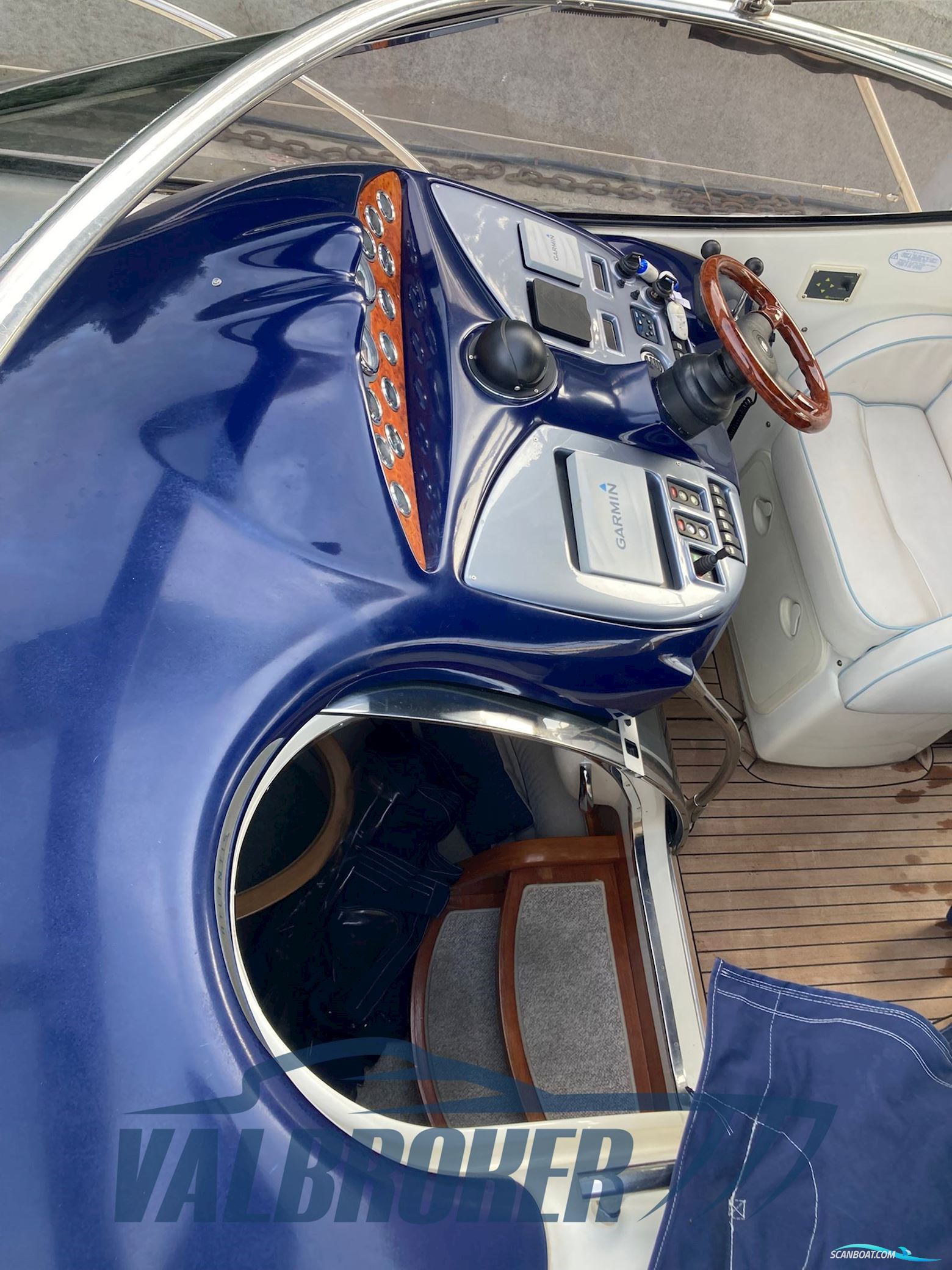 Atlantis 42