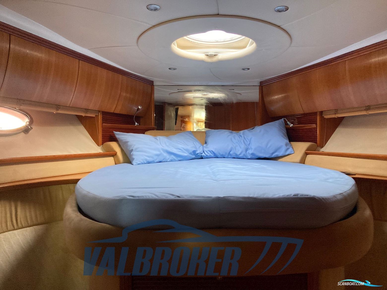 Atlantis 42