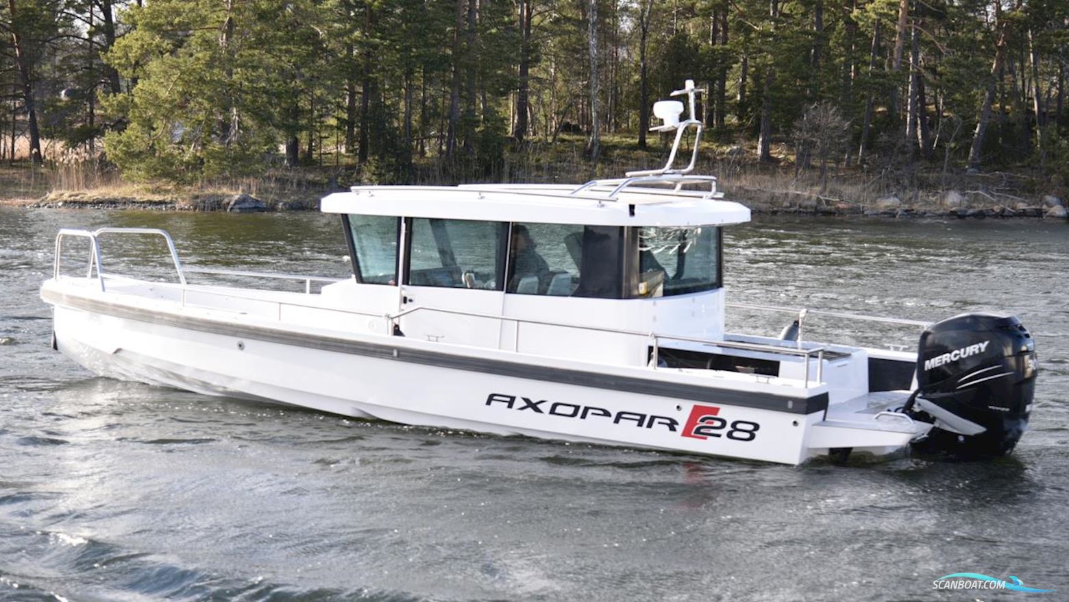 AXOPAR 28 Aft Cabin Motorbåd 2017, med Mercury  motor, Sverige