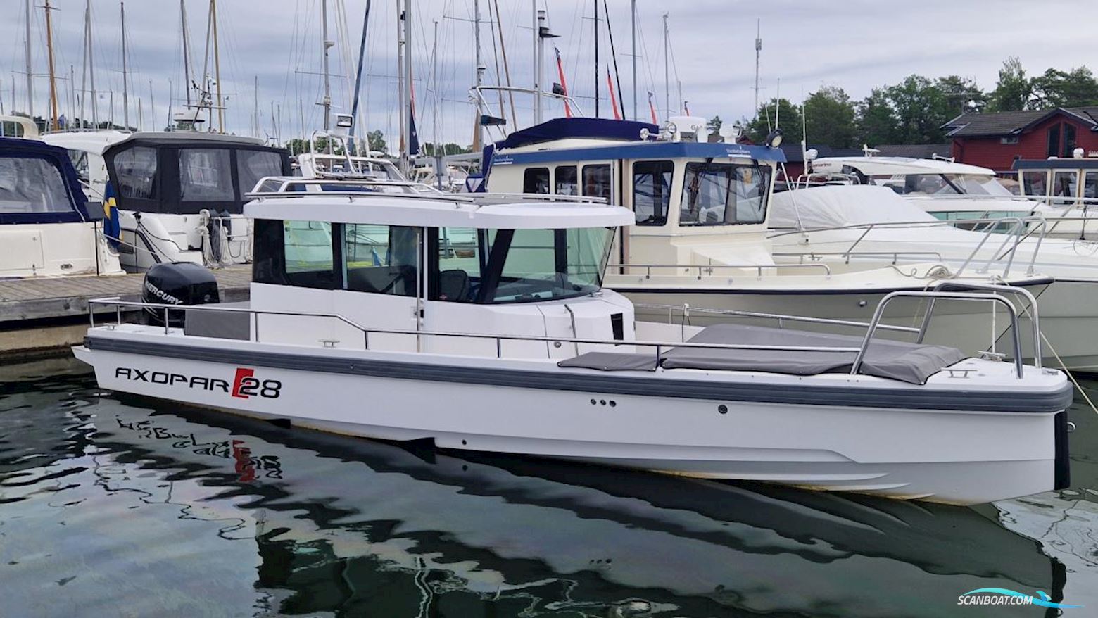 AXOPAR 28 Aft Cabin Motorbåd 2017, med Mercury  motor, Sverige