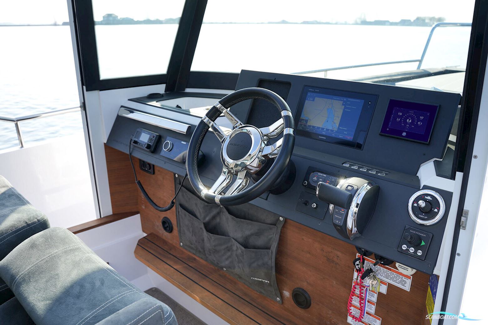 Axopar 28 Cabin - AC