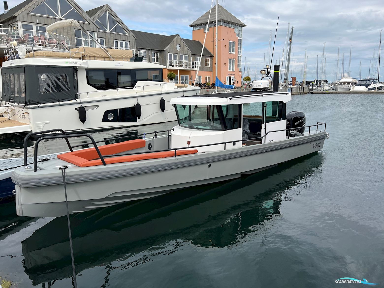 Axopar 28 Cabin R-Version Motorbåd 2014, med Mercuri Verado XL
 motor, Danmark