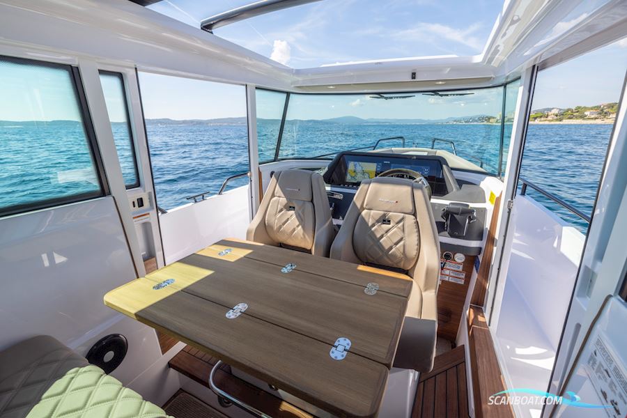 Axopar 28 Cross Cabin