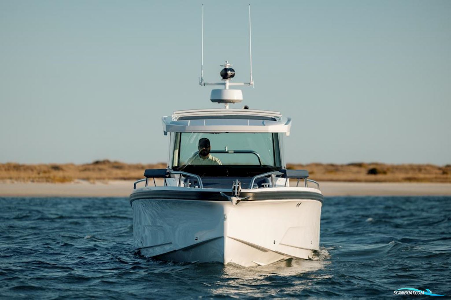 Axopar 29 XC Cross Cabin