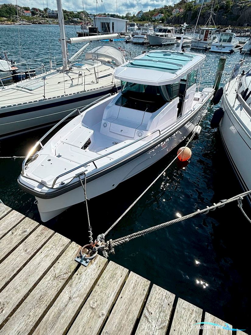 Axopar 29 XC Cross Cabin