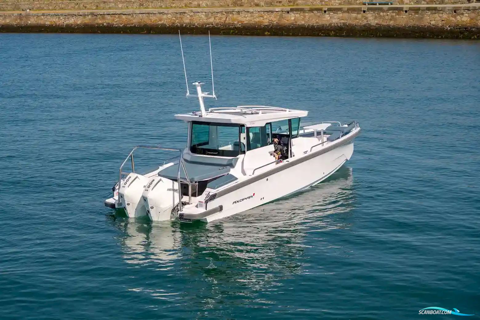 Axopar 29 XC Cross Cabin