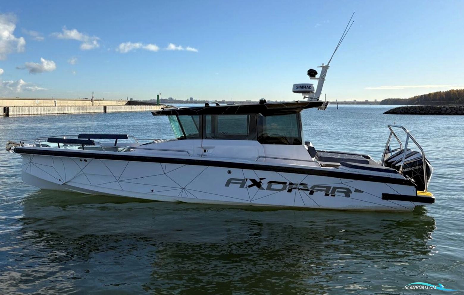 Axopar 29 XC Motorbåd 2025, med Mercury motor, Sverige