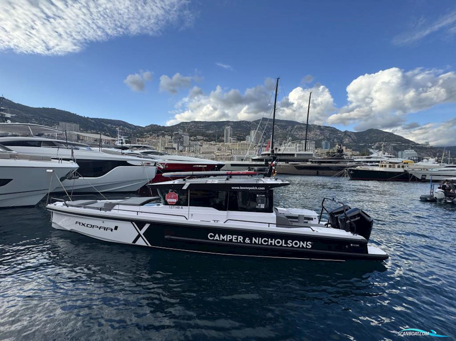 Axopar 37 Cross Cabin - Reserviert