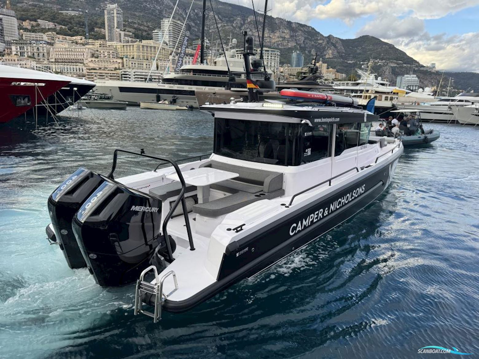 Axopar 37 Cross Cabin - Reserviert