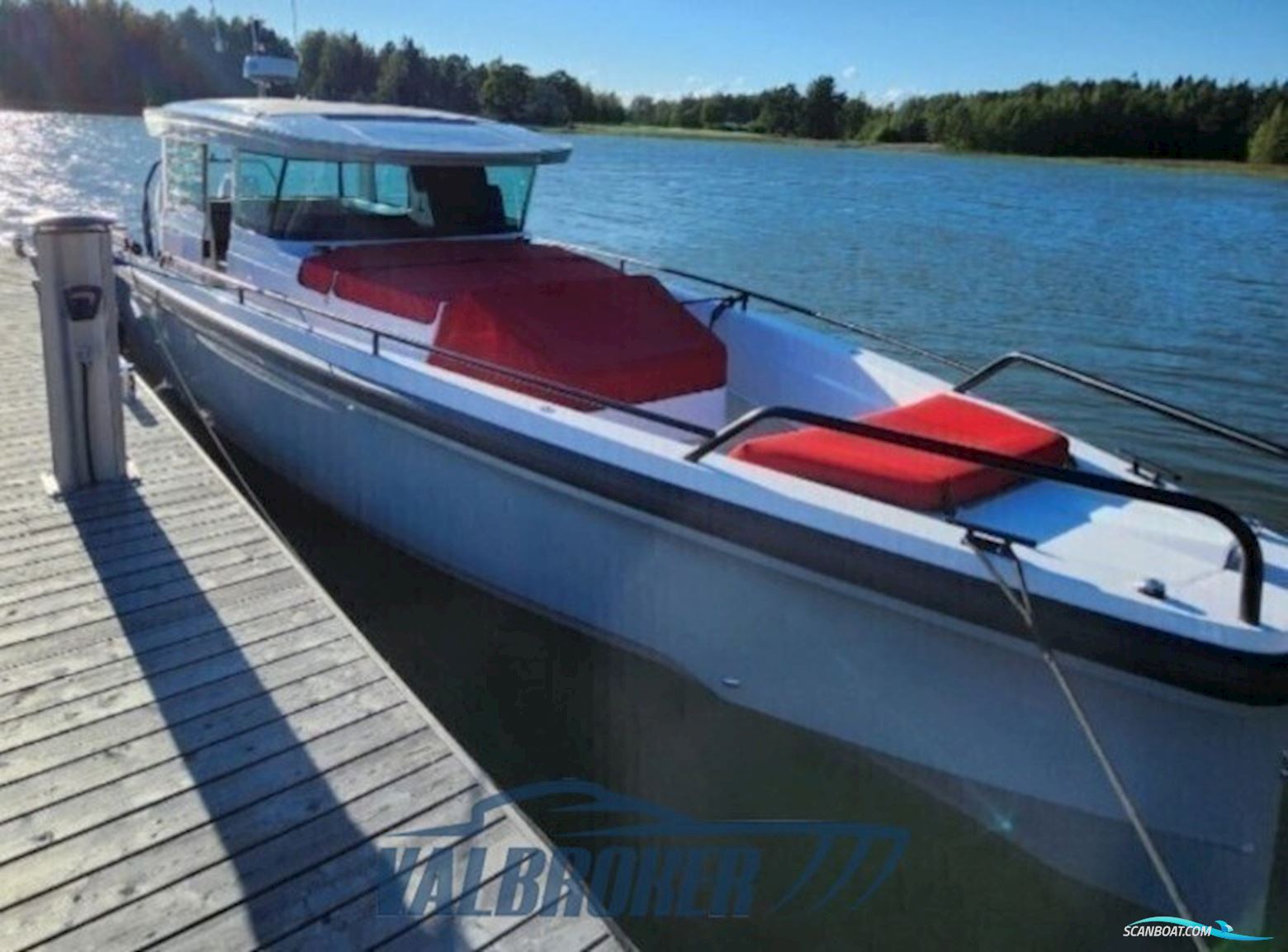 Axopar 37 Cross Cabin Brabus Line Motorbåd 2022, med Mercury Verado motor, Finland