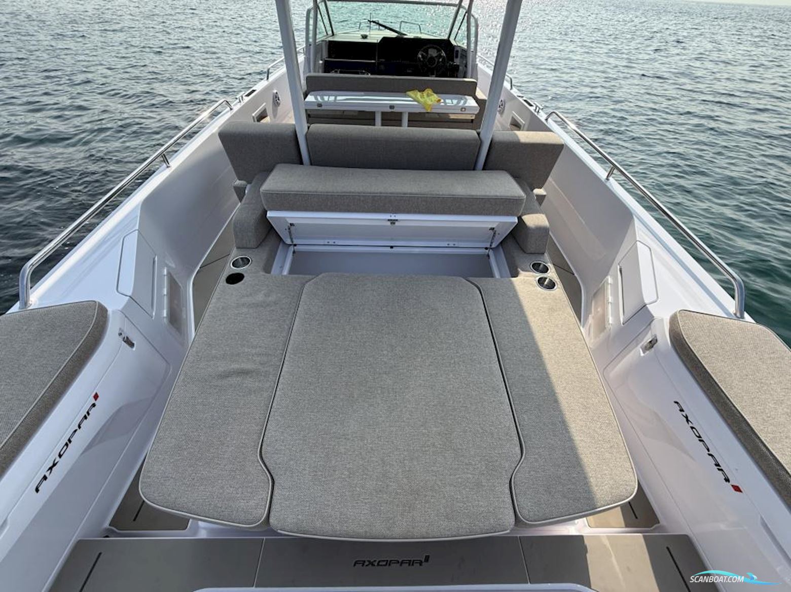 AXOPAR 37 Sun-Top - reserviert