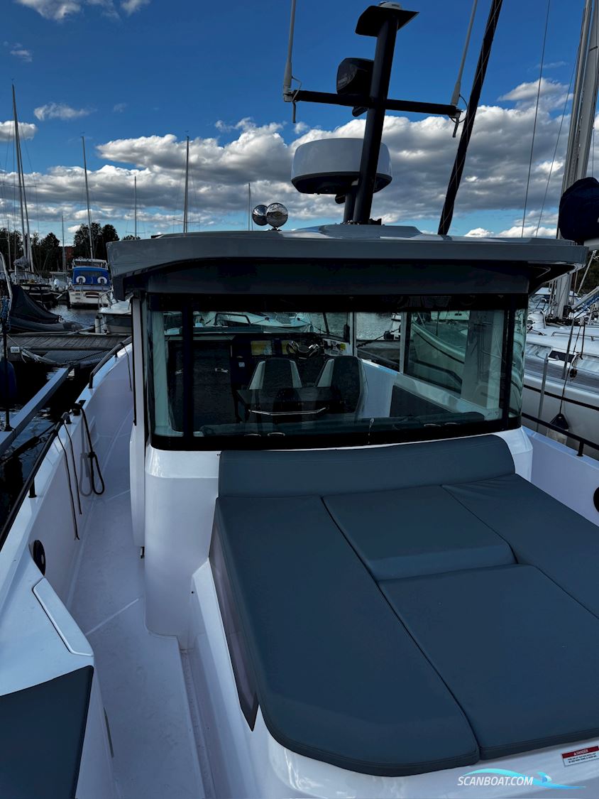 Axopar 37 XC Cross Cabin Brabus