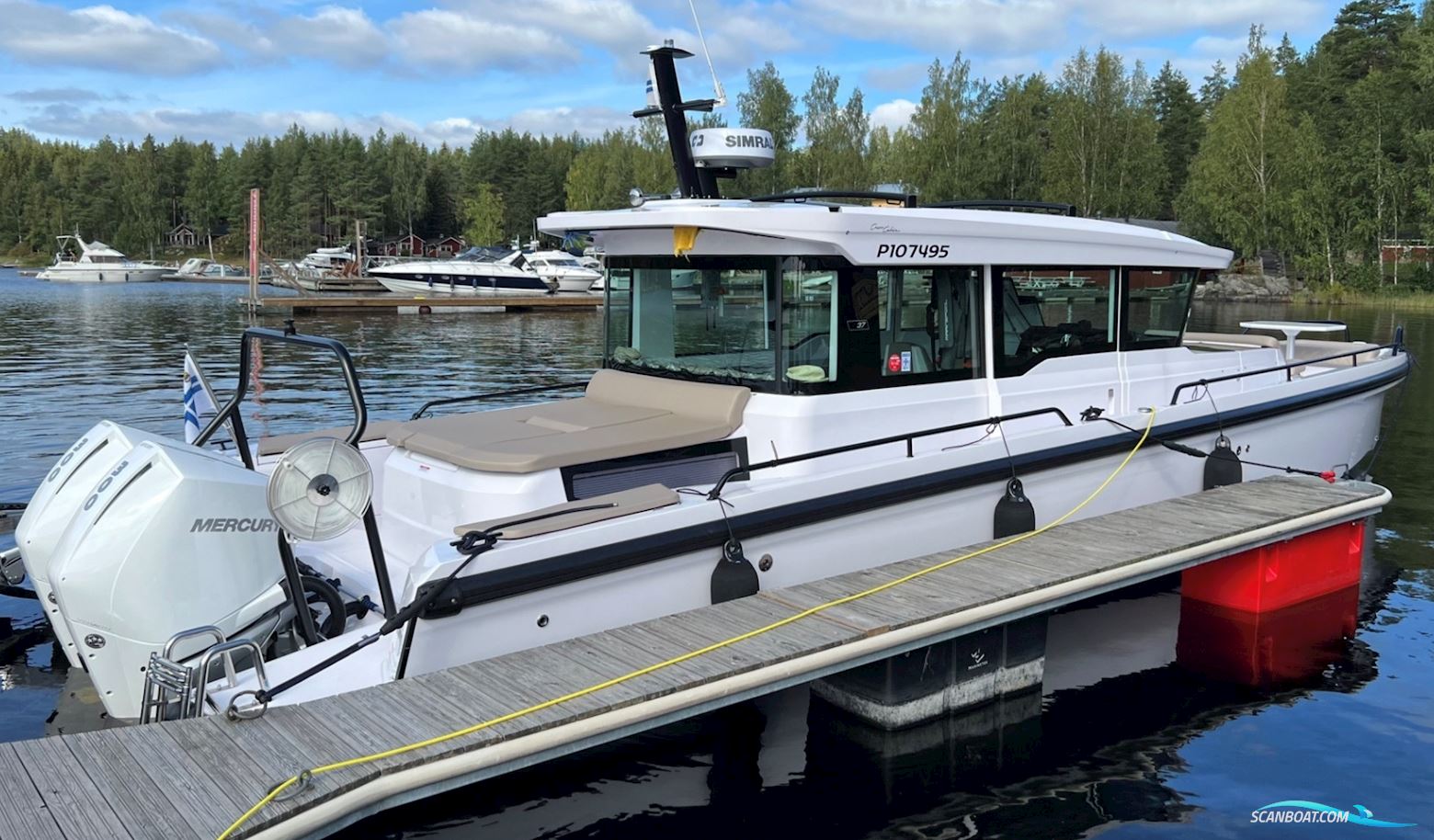 Axopar 37 XC Cross Cabin