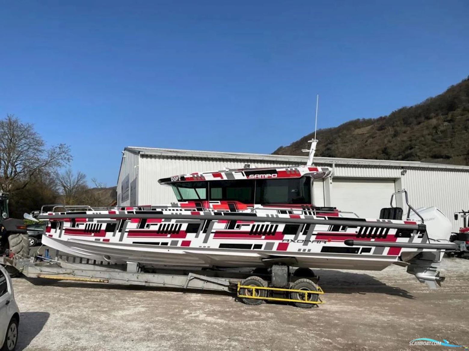 AXOPAR 37 XC Cross Cabin