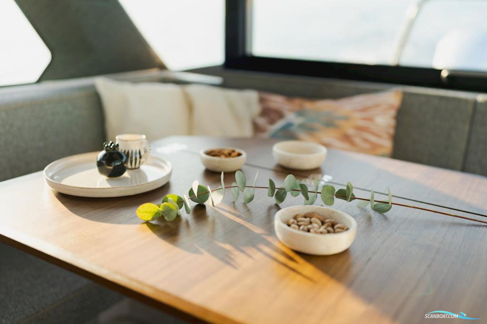 Axopar 38 Cross Cabin