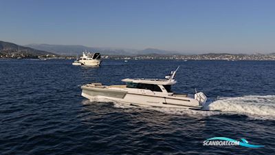 Axopar 38 XC Cross Cabin Motorbåd 2026, med Mercury Verado motor, Frankrig