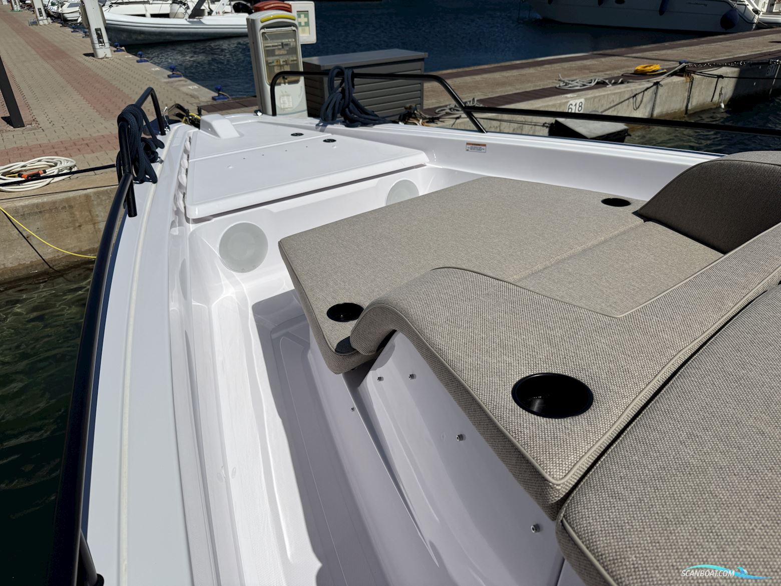Axopar 45 Sun-Top