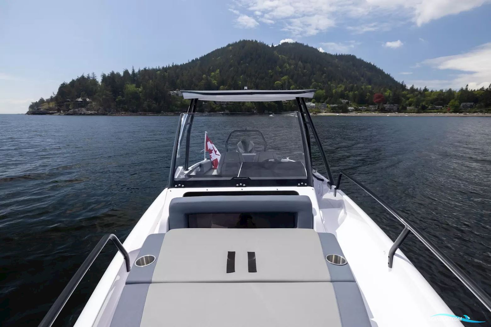 Axopar Yachts 25 Cross Top