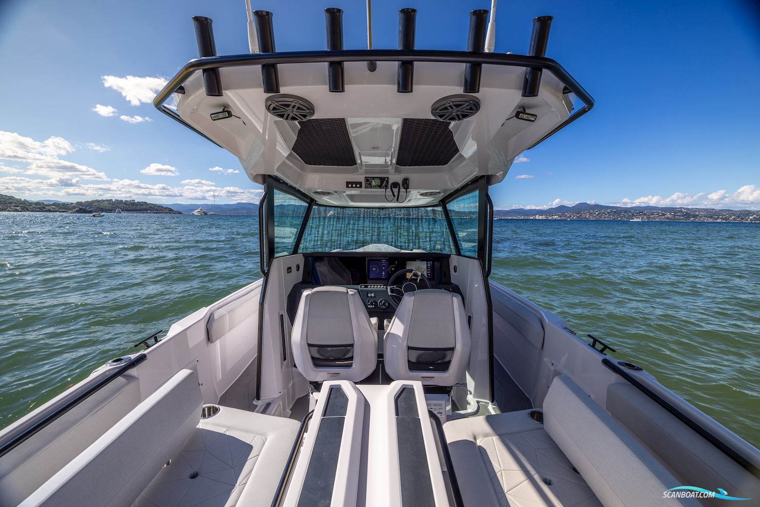 Axopar Yachts 29 CXX