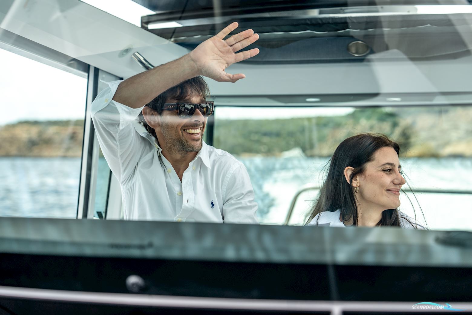 Axopar Yachts 29 XC Cross Cabin