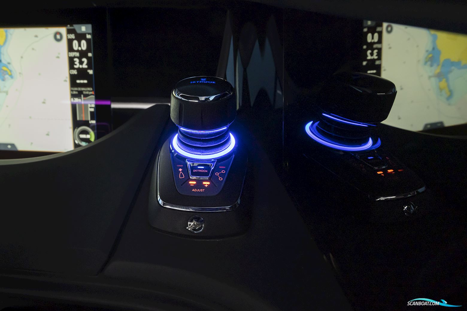 Axopar Yachts 45 XC Cross cabin